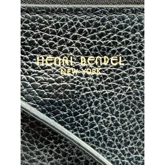Henri Bendel Crossbody Bag Womens Small Black Pebbled Leather Zip Shoulder Purse - Picture 2 of 11
